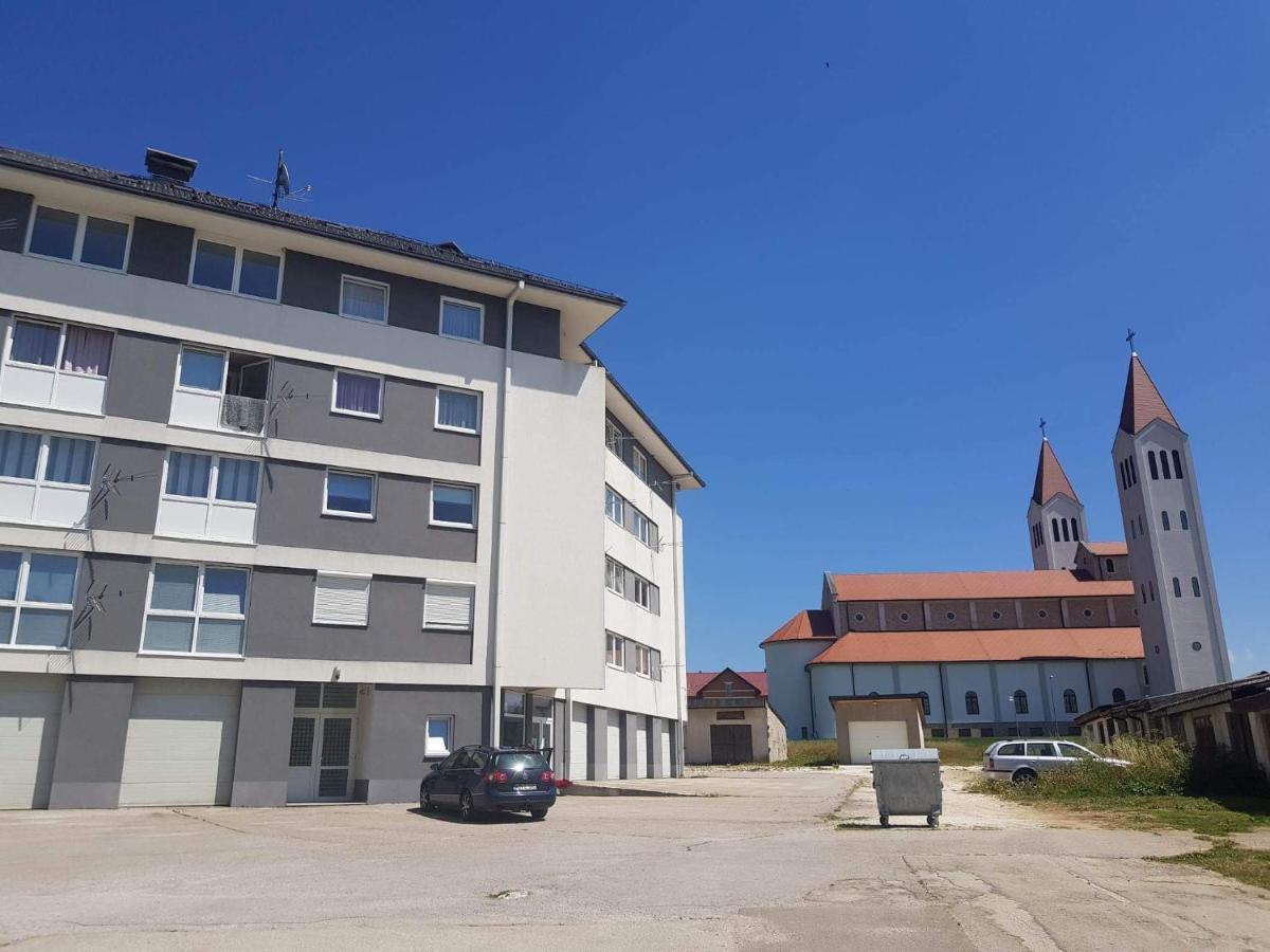 Apartmani Ivona Kupres  Eksteriør bilde